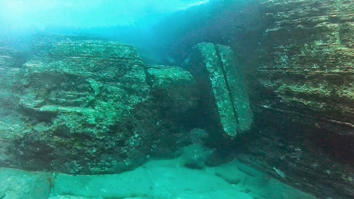 Nadie sabe cómo estas ruinas submarinas conocidas como la "Atlántida de Japón" llegaron allí